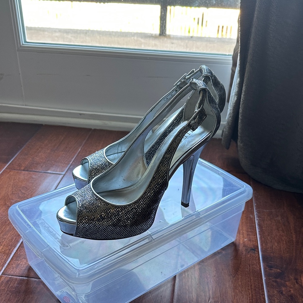 Guess Silver Peep-Toe Heels